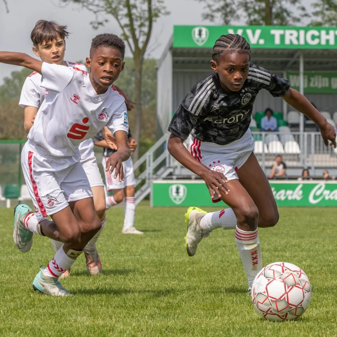 International V.V. Tricht Tournament 3