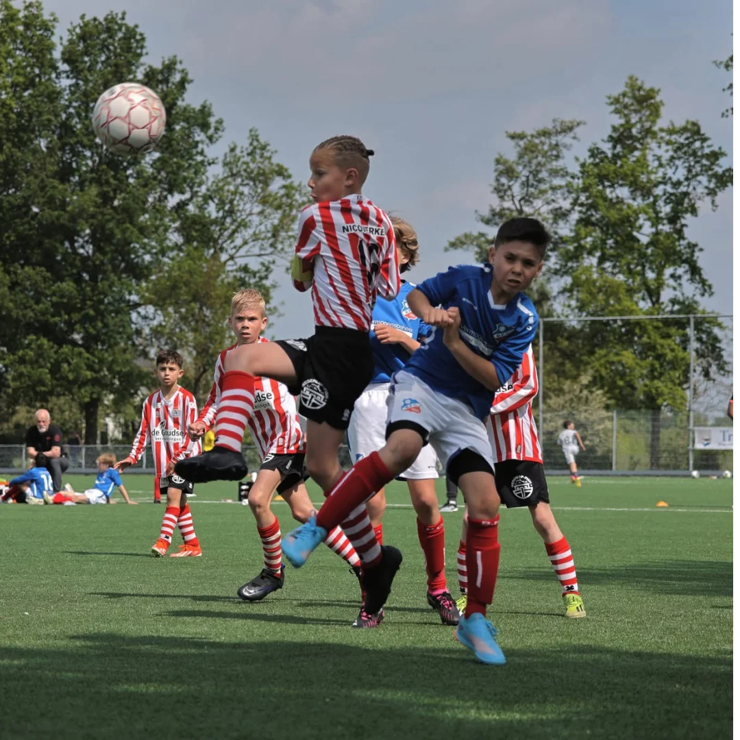 International V.V. Tricht Tournament 4