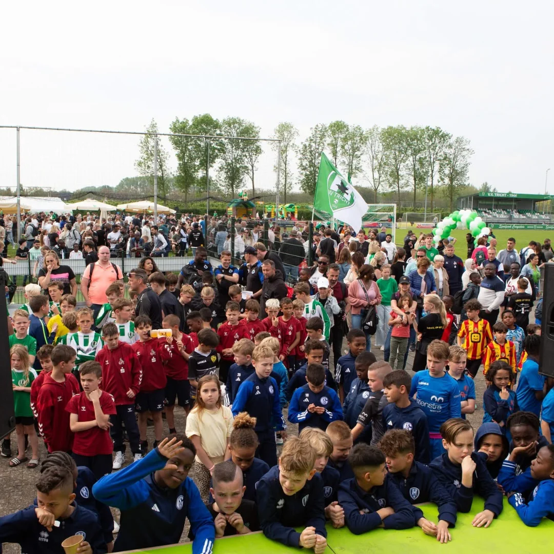 International V.V. Tricht Tournament 8